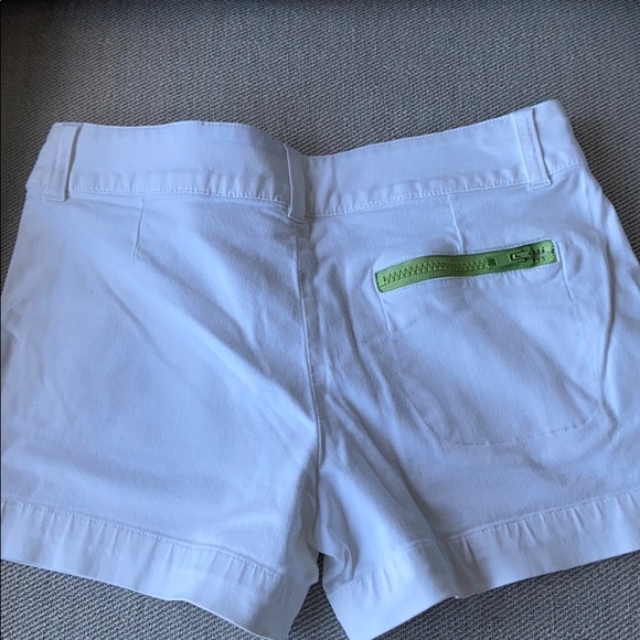 Lacoste shorts - Picture 2 of 2